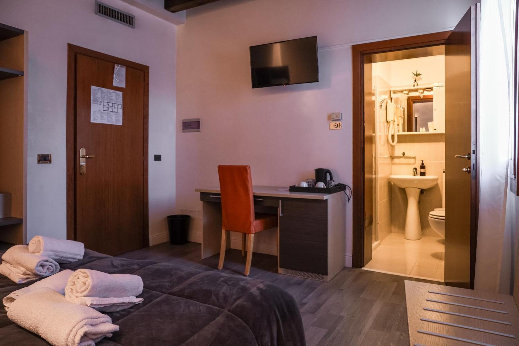 Hotel Villa Sara Mestre Ngoại thất bức ảnh