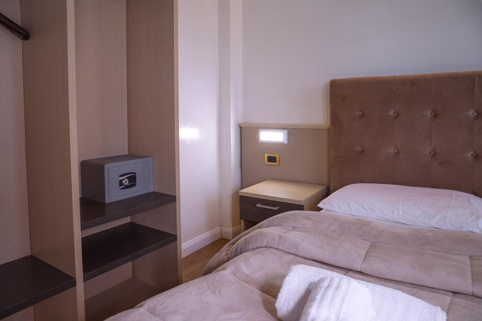 Hotel Villa Sara Mestre Ngoại thất bức ảnh