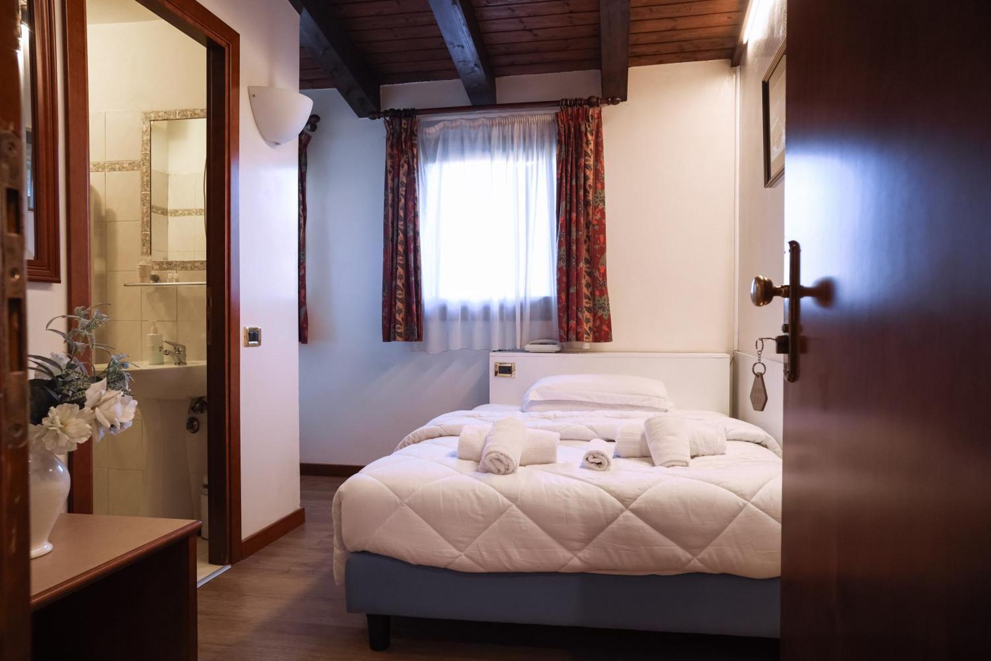 Hotel Villa Sara Mestre Ngoại thất bức ảnh