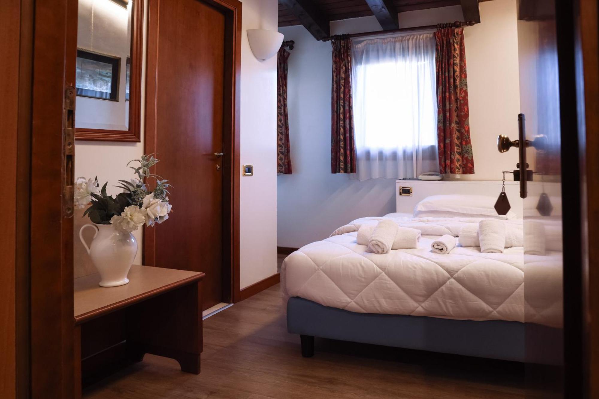 Hotel Villa Sara Mestre Ngoại thất bức ảnh