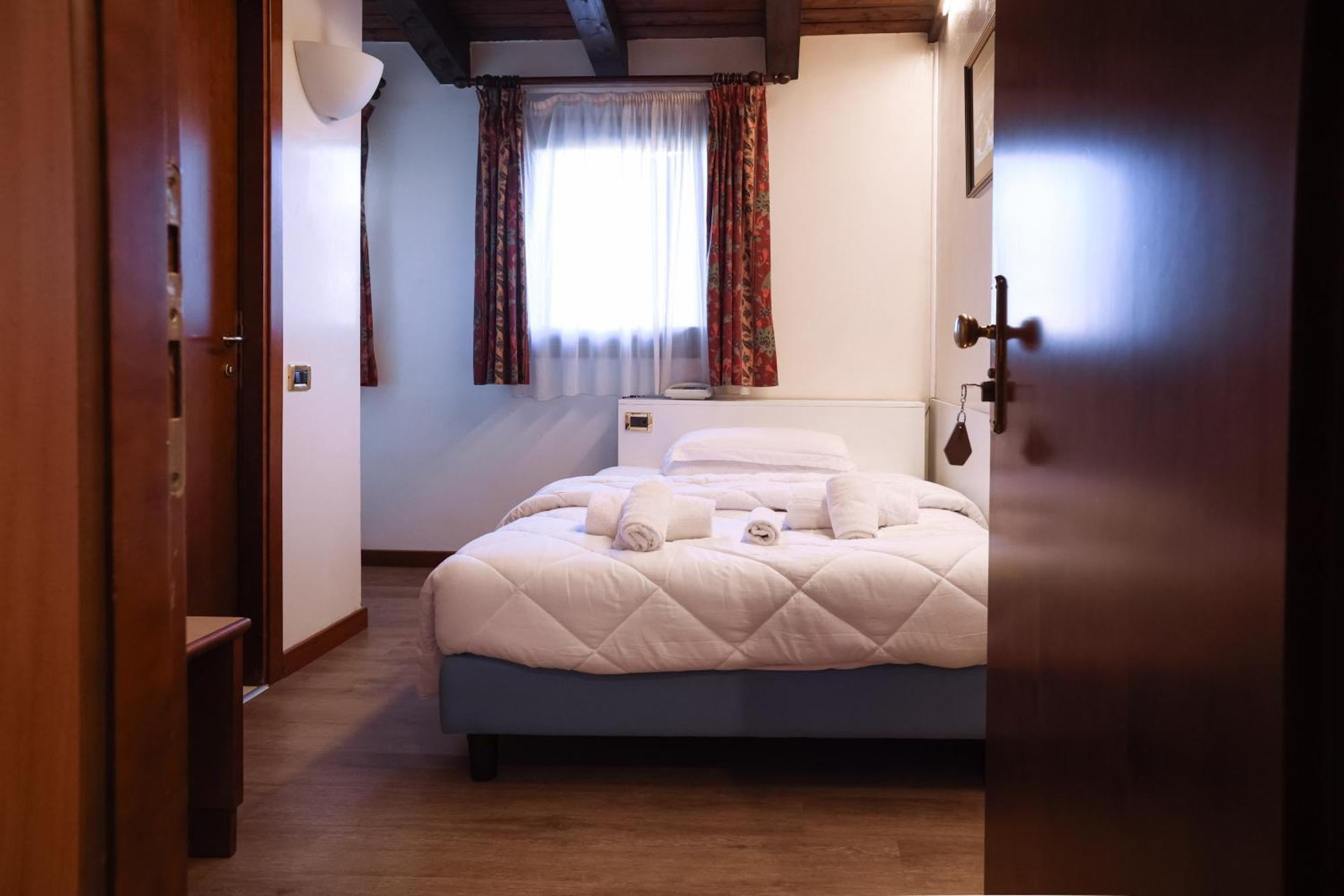 Hotel Villa Sara Mestre Ngoại thất bức ảnh